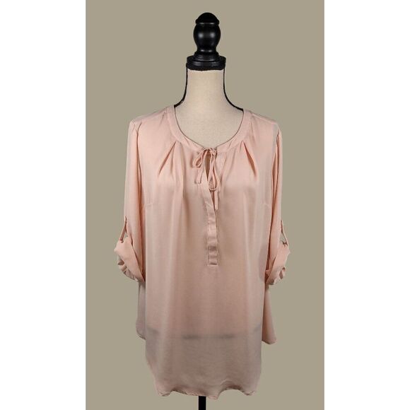 Torrid Light Pink 3/4 Roll-tab Sleeves Blouse Size 1X - Picture 1 of 10